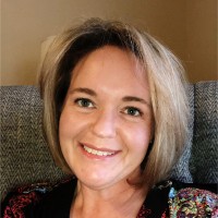 Carol Bennett, Cae