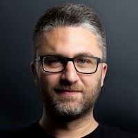 Vlad Petre
