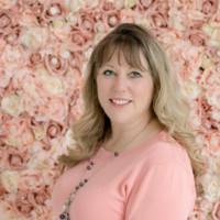 Lynda Smith