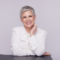 Suzan Phenicie