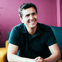 Dr Jonathan Serjeant