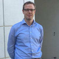 Karsten Tjener