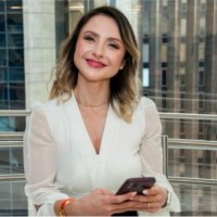 Viviane Marcella S. Campos