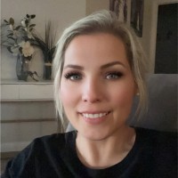 Leia C.