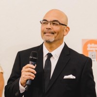 Tim Castilleja
