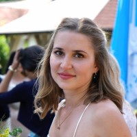 Caroline Bender