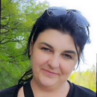 ANNA LACHOWICZ