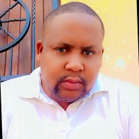 Ofentse Moshapo