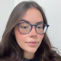 Ana Luiza Shabests