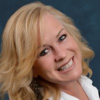 Traci Hansen REALTOR
