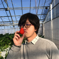 Tomofumi S.