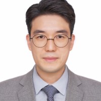 김용재