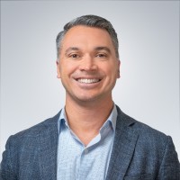 Jimmy Saldaña, Cpcu, Ccra