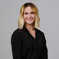 Cori Klein, Pe