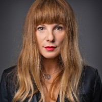Ivana English