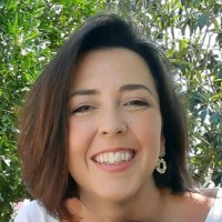 Julia Naomi Vafiades