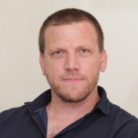 Dr. Nir Goren