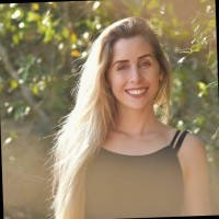 Caroline M. Nogueira Gois