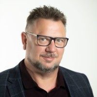 Simon Adam