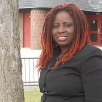 Oluyemi Akinrujomu