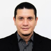 Oscar Cruz