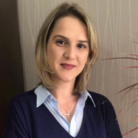 Vanessa Hillmann de Araujo
