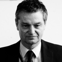 Paul Standen