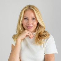 Kayla MacVean-Salaun