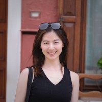 Lucia Deng