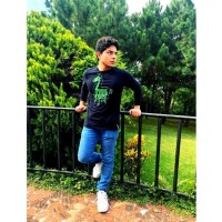 Roberto Loza
