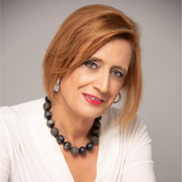 Eva DiazEva Diaz is an Influencer