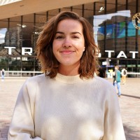 Pam Van Nieuwenhuize
