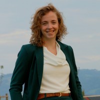 Anne Merel De Jong