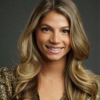 Tara Santalucia, Mba