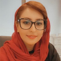 Mona Ahmadzadi