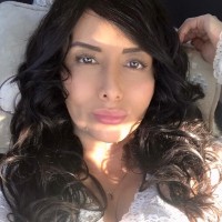 Mari De La Cruz