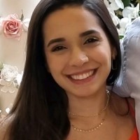 Isabela Azevedo