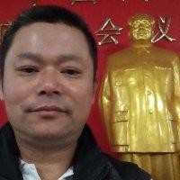 黄伟文