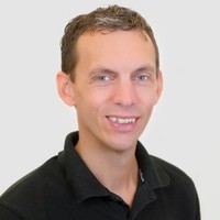 Stefan Hultgren