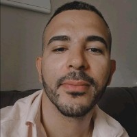 Lucas H Paes de Carvalho