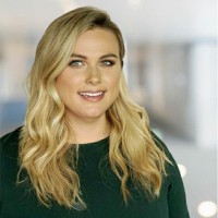 Dr Jacqueline Mueller