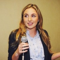 Maggie Vanoosten