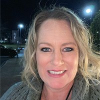 Mindy Huelle, Lcsw