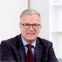 Gernot H. Schröer
