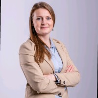 Julie Taba