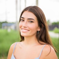Isabel Burgos-Ekmejian