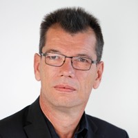 Ralf Ernst