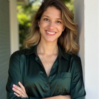 Letícia Costa Tomazelli