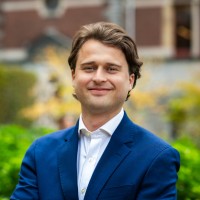 Dirk Van Den Hout
