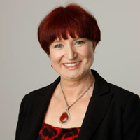 Tracey Perrin